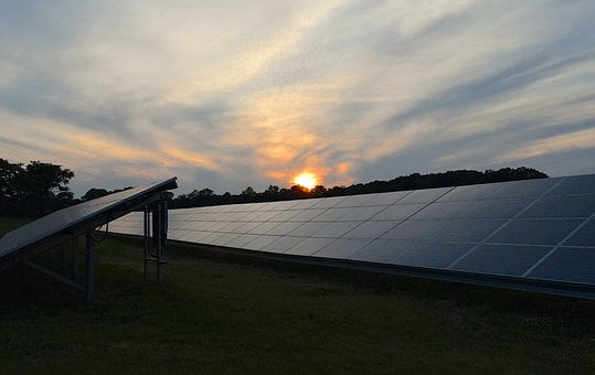 solar-panels-2458717__340
